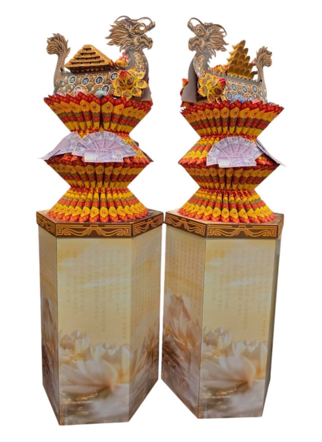 金有錢法船塔 (一對)