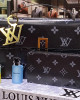 紙紮男士精品 LV