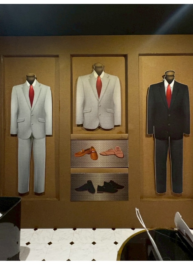 紙紮BOSS男士服飾館